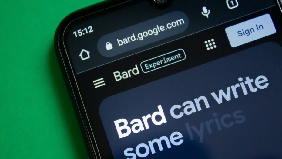 Googles Chatbot Bard kann jetzt auch eure Mails durchsuchen Googles Chatbot Bard kann jetzt auch eure Mails durchsuchen